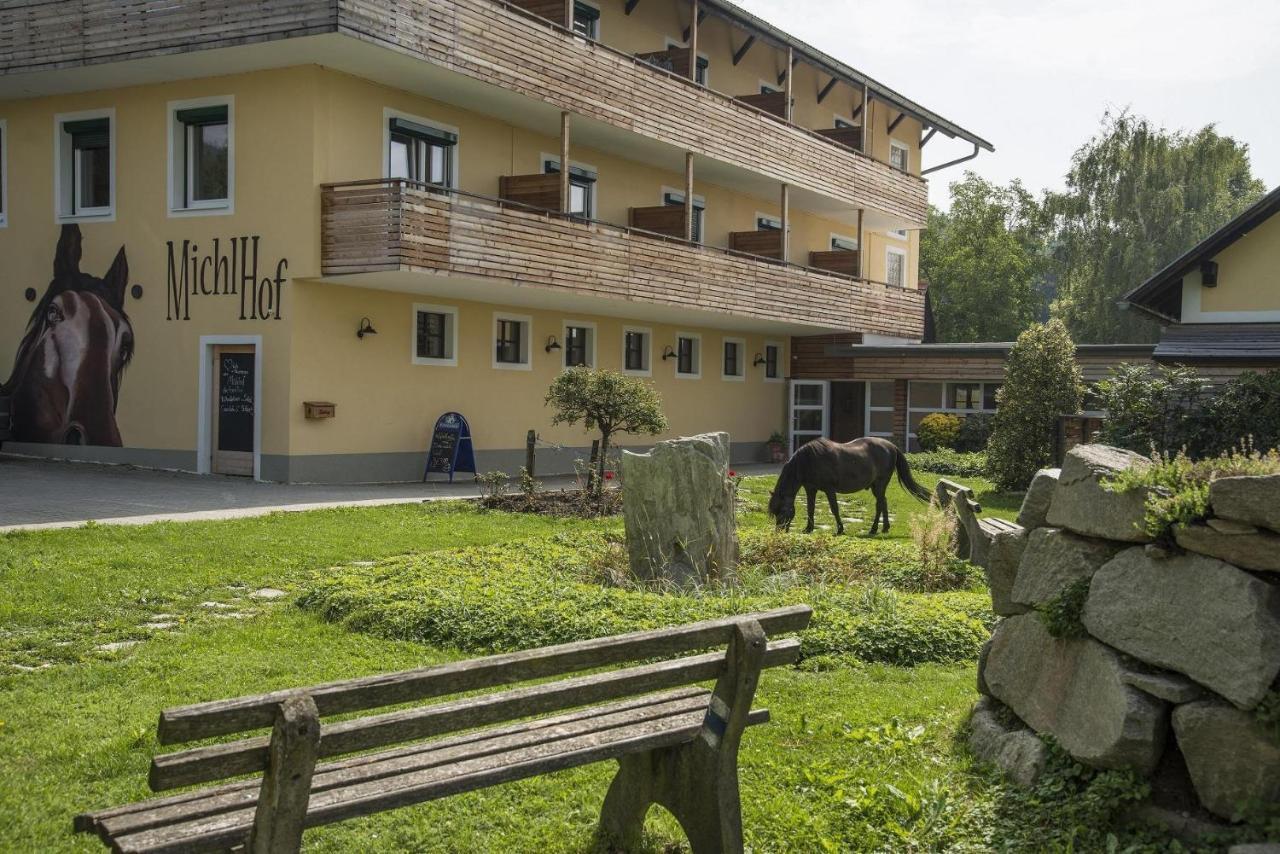 Готель Michlhof Штубенберґ-ам-Зе Екстер'єр фото